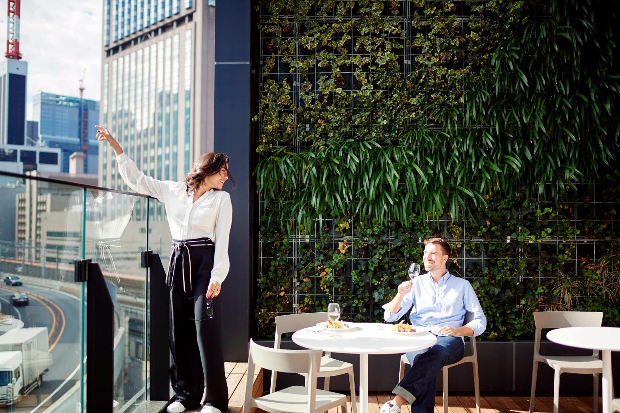 The Gate Hotel Tokyo By Hulic Bagian luar foto Green wall